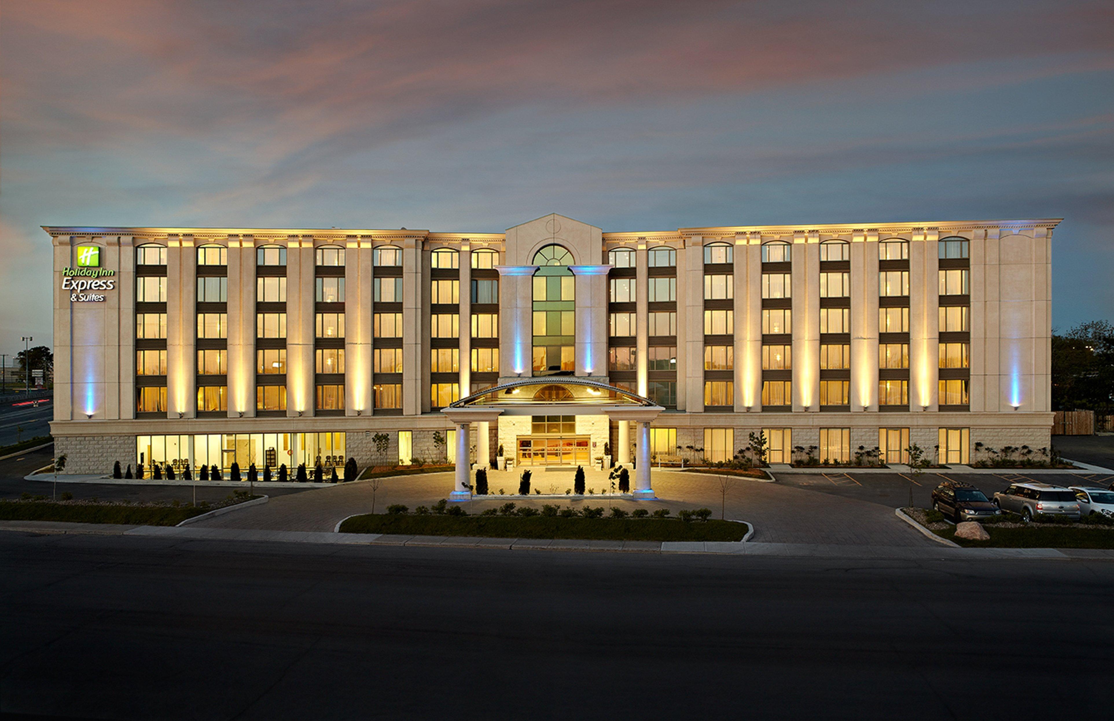 & Montreal Airport By Ihg Hotel Dorval