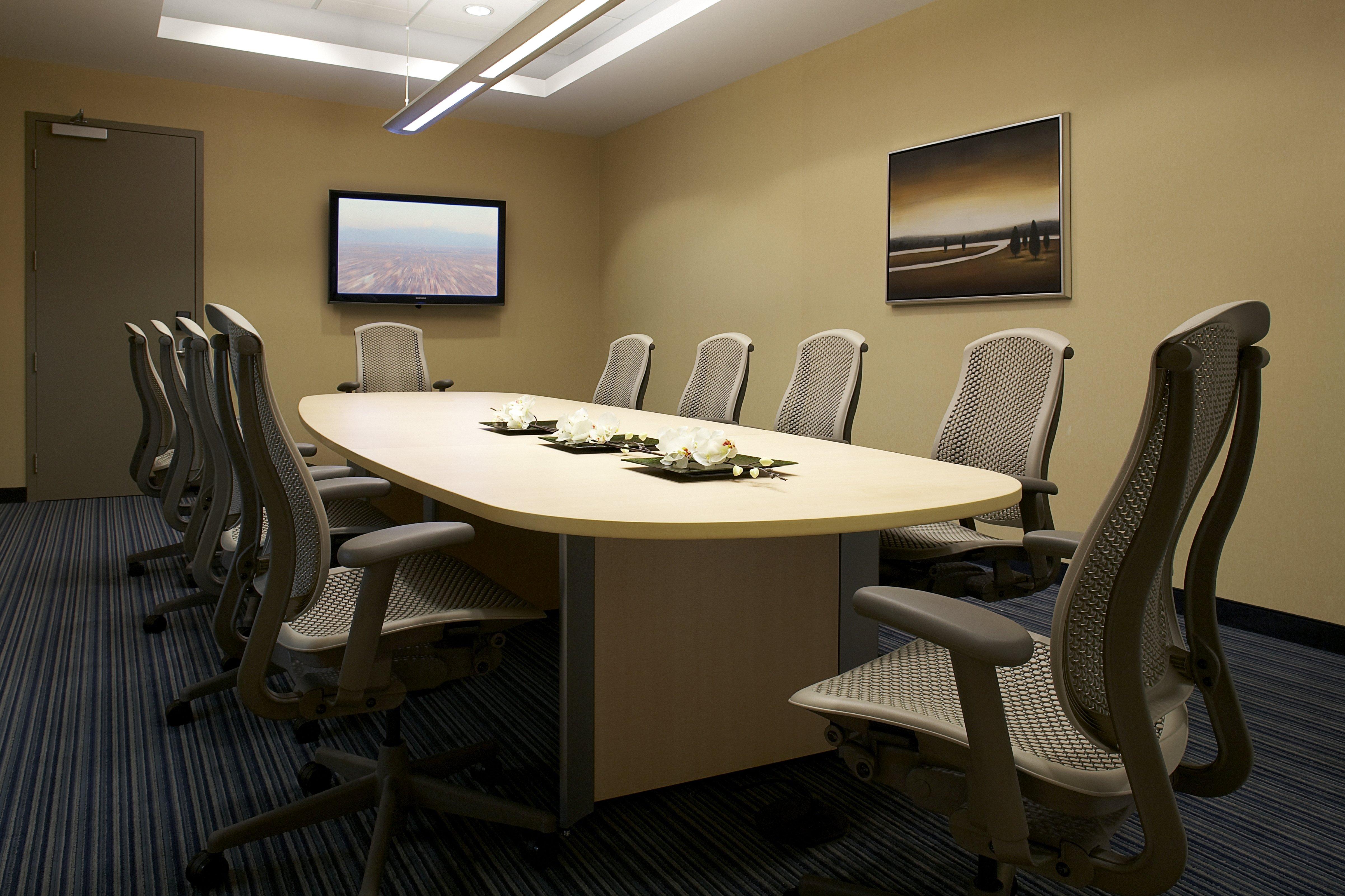 Hotel & Montreal Airport By Ihg